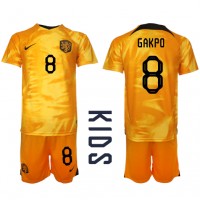 Holland Cody Gakpo #8 Hjemmebanesæt Børn VM 2022 Kortærmet (+ Korte bukser)